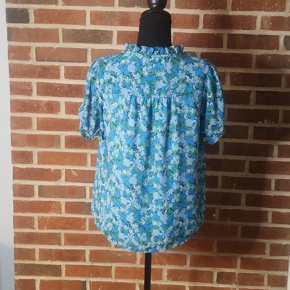 J. Crew floral top, size XS